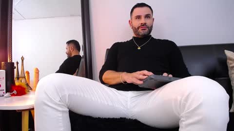  JONAS BEARD  online show from January 14, 2025, 7:32 pm