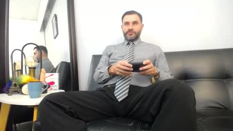  JONAS BEARD  online show from September 9, 2025, 3:11 pm