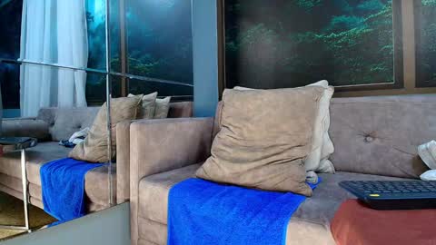 Snapshot of jonas_smith1 chatting on January 6, 2025, 11:52 pm Jonas online show from January 6, 2025, 11:52 pm