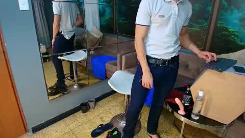 Snapshot of jonas_smith1 chatting on February 12, 2025, 10:37 pm Jonas online show from February 12, 2025, 10:37 pm