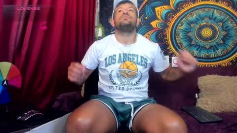 Snapshot of jonathan_rivers chatting on January 4, 2025, 12:05 pm Jonathan RiversNew online show from January 4, 2025, 12:05 pm