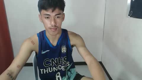 Snapshot of jonel_xx chatting on April 24, 2026, 11:29 pm jonel online show from April 24, 2026, 11:29 pm