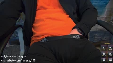 WhteGuy online show from April 17, 2026, 3:09 am