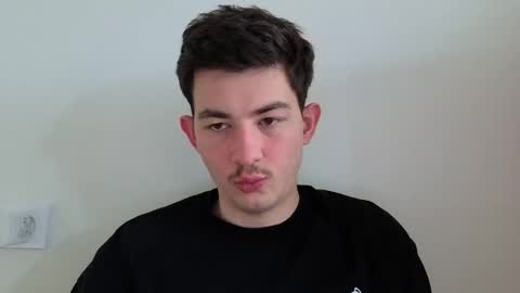 jonhy_merlin online show from April 25, 2026, 5:21 am