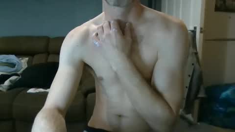 jonlow1 online show from February 26, 2025, 5:50 pm