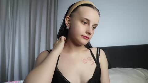 Snapshot of jonnienita chatting on July 19, 2026, 12:20 pm Alice online show from July 19, 2026, 12:20 pm