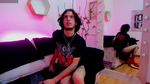 jonny_gilbert online show from April 1, 2026, 3:09 pm