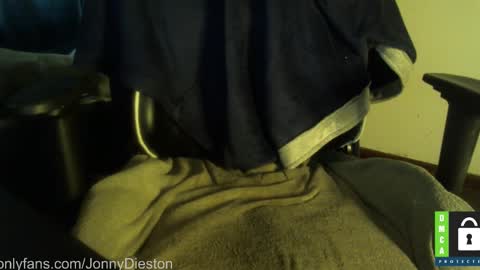 Snapshot of jonnydieston777 chatting on January 5, 2025, 4:48 pm JonnyDieston online show from January 5, 2025, 4:48 pm