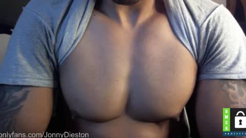 Snapshot of jonnydieston777 chatting on November 9, 2025, 4:16 pm JonnyDieston online show from November 9, 2025, 4:16 pm