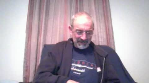 Snapshot of jony_five chatting on December 25, 2024, 2:35 am Jon online show from December 25, 2024, 2:35 am