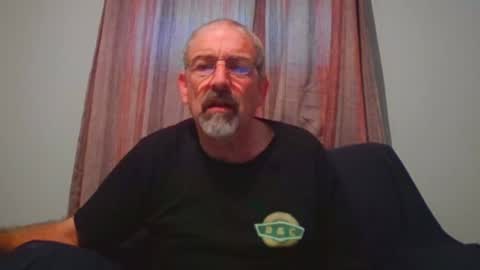 Snapshot of jony_five chatting on September 28, 2025, 2:11 pm Jon online show from September 28, 2025, 2:11 pm