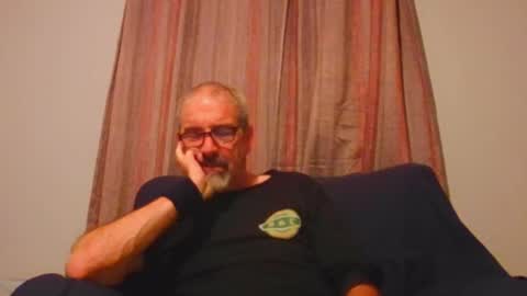 Snapshot of jony_five chatting on September 29, 2025, 2:16 am Jon online show from September 29, 2025, 2:16 am