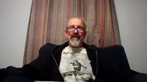 Snapshot of jony_five chatting on October 31, 2025, 1:39 am Jon online show from October 31, 2025, 1:39 am