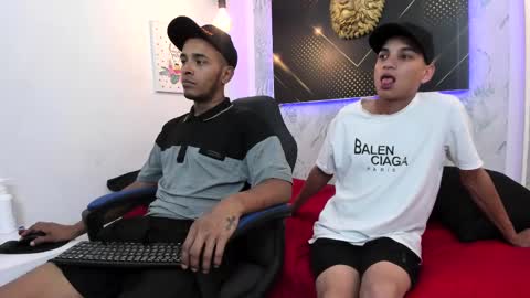 Snapshot of jordanandandrew chatting on February 17, 2025, 7:53 pm jordanandandrew online show from February 17, 2025, 7:53 pm