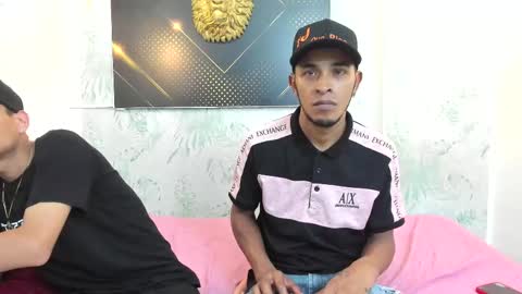 Snapshot of jordanandandrew chatting on March 1, 2025, 7:48 pm jordanandandrew online show from March 1, 2025, 7:48 pm