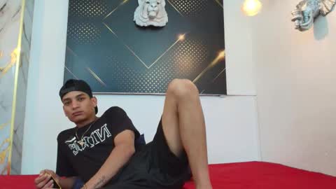 Snapshot of jordanandandrew chatting on October 2, 2025, 7:54 pm jordanandandrew online show from October 2, 2025, 7:54 pm