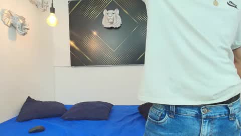 Snapshot of jordanandandrew chatting on October 10, 2025, 8:08 pm jordanandandrew online show from October 10, 2025, 8:08 pm