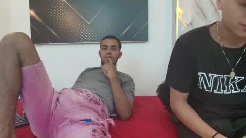 Snapshot of jordanandandrew chatting on October 21, 2025, 8:42 pm jordanandandrew online show from October 21, 2025, 8:42 pm