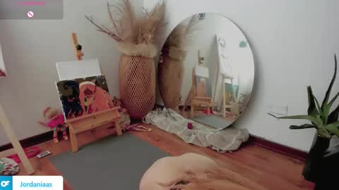 Snapshot of jordaniaa_ chatting on September 16, 2025, 3:35 pm Megan OF Jordaniaas online show from September 16, 2025, 3:35 pm