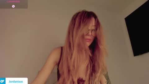 Snapshot of jordaniaa_ chatting on November 11, 2025, 4:18 pm Megan OF Jordaniaas online show from November 11, 2025, 4:18 pm