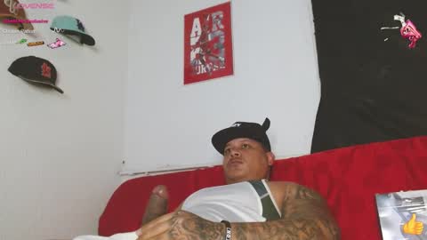 Snapshot of jordann_black_bigcock_ chatting on January 31, 2025, 2:58 am online show from January 31, 2025, 2:58 am
