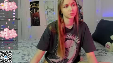 Mila online show from January 27, 2025, 11:11 pm