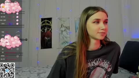 Mila online show from January 28, 2025, 10:56 pm