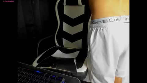 jose_cash online show from February 11, 2026, 5:01 am