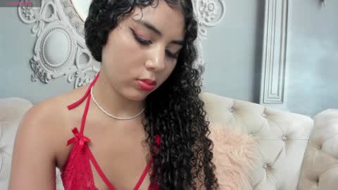Snapshot of joselyn_sexy_ chatting on February 8, 2025, 9:57 pm Katalina online show from February 8, 2025, 9:57 pm