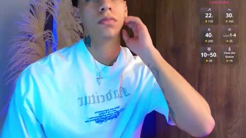 Josep online show from October 5, 2025, 10:07 pm