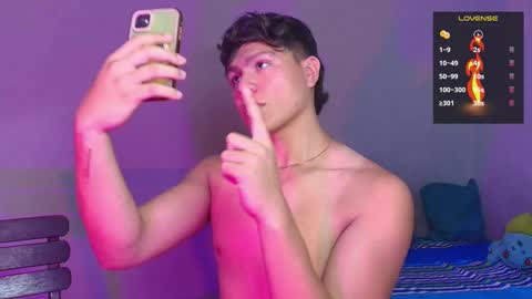 JOSEPH BROWN online show from December 18, 2025, 1:17 pm