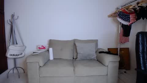 Snapshot of josezaens_ chatting on October 20, 2025, 10:05 am josezaens_ online show from October 20, 2025, 10:05 am