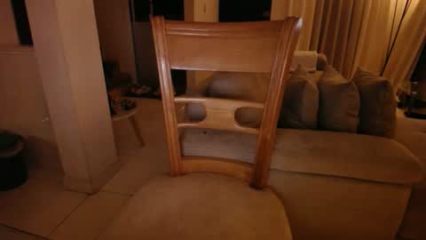 josezaens_ online show from April 19, 2026, 8:13 am