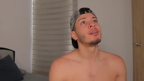 Snapshot of josh_and_dilany chatting on January 19, 2025, 2:28 pm Dilany Josh online show from January 19, 2025, 2:28 pm