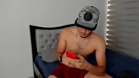 Snapshot of josh_and_dilany chatting on February 12, 2025, 1:59 pm Dilany Josh online show from February 12, 2025, 1:59 pm