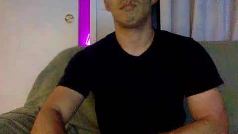 joshasian0713 online show from November 6, 2025, 11:11 am