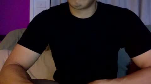 Snapshot of joshasian0713 chatting on June 14, 2026, 11:45 am joshasian0713 online show from June 14, 2026, 11:45 am