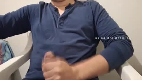 Snapshot of josq121 chatting on December 9, 2024, 2:17 pm josq121 online show from December 9, 2024, 2:17 pm