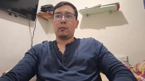 Snapshot of josq121 chatting on March 8, 2025, 8:11 am josq121 online show from March 8, 2025, 8:11 am