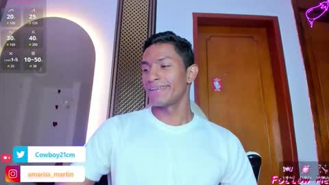 Snapshot of jossjordan chatting on October 1, 2025, 7:42 pm JOSS JORDAN online show from October 1, 2025, 7:42 pm