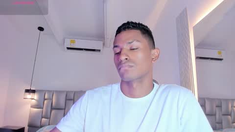 Snapshot of jossjordan chatting on November 15, 2025, 7:10 pm JOSS JORDAN online show from November 15, 2025, 7:10 pm