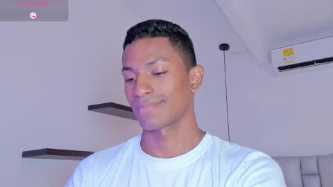 Snapshot of jossjordan chatting on November 19, 2025, 7:03 pm JOSS JORDAN online show from November 19, 2025, 7:03 pm