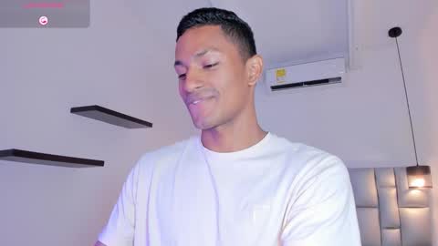 Snapshot of jossjordan chatting on November 20, 2025, 7:13 pm JOSS JORDAN online show from November 20, 2025, 7:13 pm