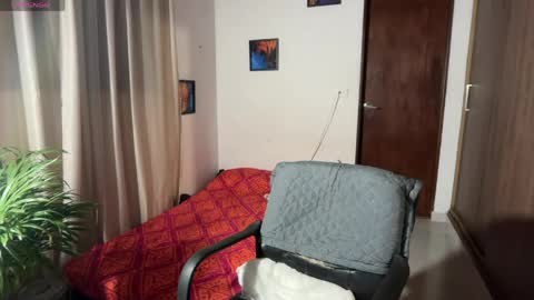 Im Jouliano online show from March 8, 2026, 2:37 am