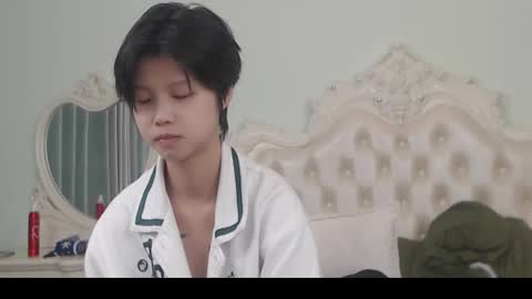 joycekay online show from November 5, 2025, 12:43 am