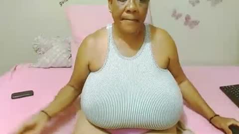 Snapshot of joycemando chatting on February 7, 2025, 5:29 pm DairyQueen online show from February 7, 2025, 5:29 pm