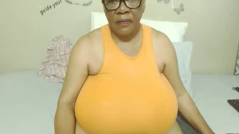 Snapshot of joycemando chatting on October 8, 2025, 6:22 am DairyQueen online show from October 8, 2025, 6:22 am