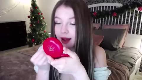 Snapshot of joyofsoul chatting on December 18, 2024, 5:31 pm Ginny online show from December 18, 2024, 5:31 pm