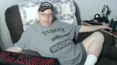 jpmel99 online show from September 20, 2025, 9:49 pm