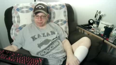 jpmel99 online show from March 8, 2026, 2:04 am